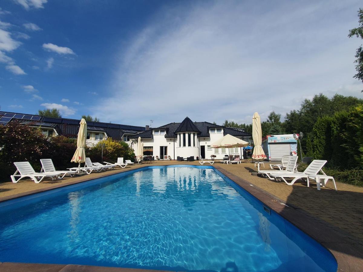 Brydar With Sauna, Swimming Pool And Jacuzzi Mielno  Exterior photo